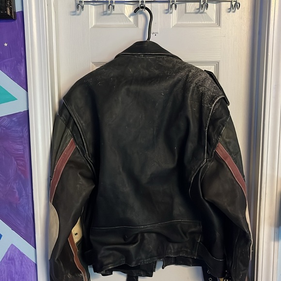 VINTAGE 90’s Distressed Leather Motorcycle Jacket - Picture 7 of 7